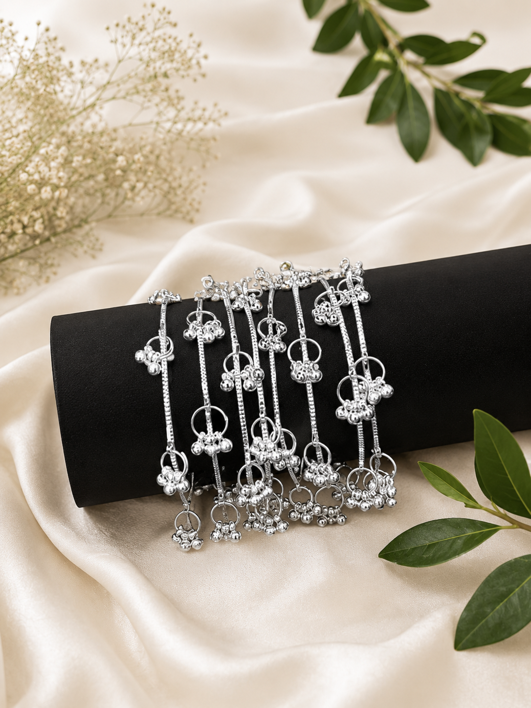 TRENDSWALLA Traditional Silver-Plated Ghungroo Bangle