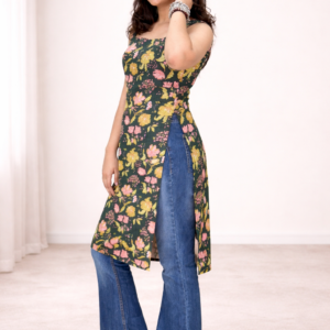 🌿 Meadow Bloom Denim-Panel Kurti 🌿